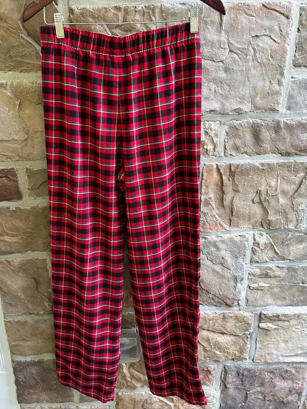 Lands End. Red Plaid Flannel Pajama Pants